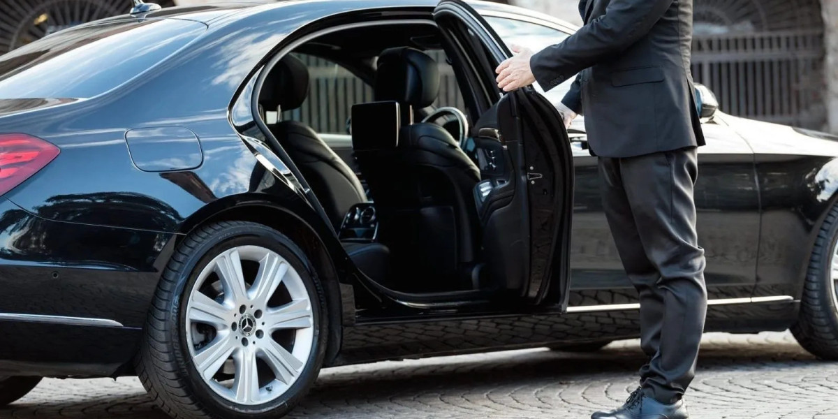 Limo Service to Charlotte Airport | Stress-Free & Comfortable Travel