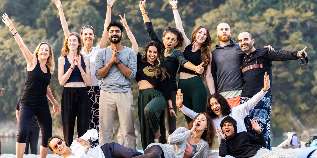 India Travel Guide for Yoga Teacher Training: What to Pack & How to Prepare