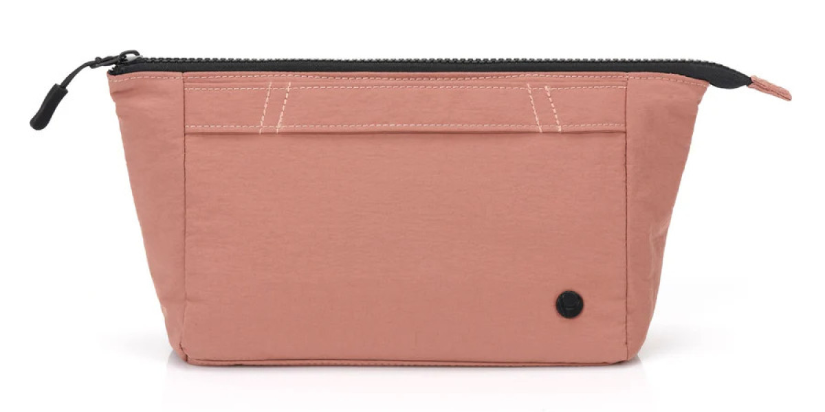 Is a Nylon Makeup Bag the Perfect Choice for Stylish, Durable, and Everyday Beauty Organization?