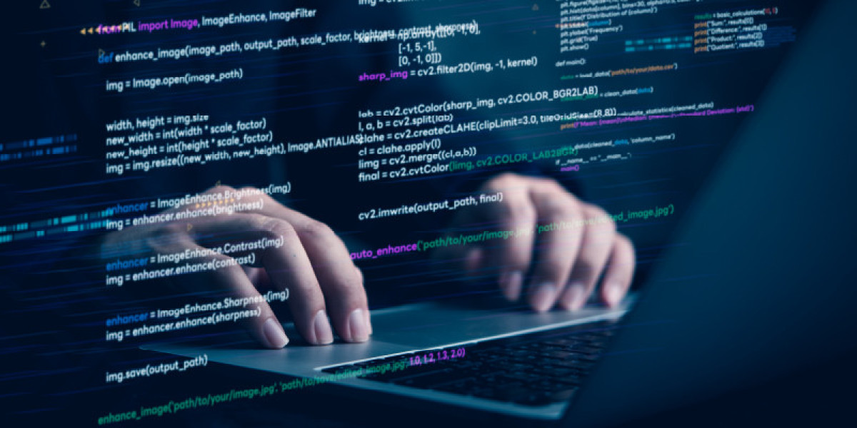 Why Is Custom Web Development Better Than Using a Website Builder?