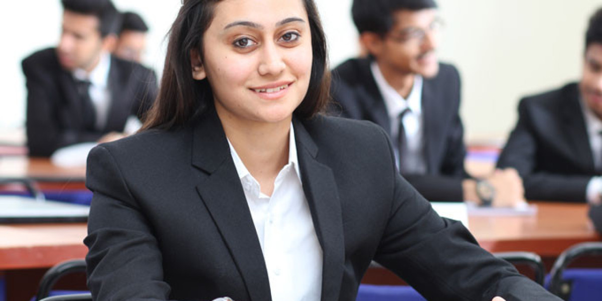 How an Applied Psychology Bachelor Degree Prepares Students for Success