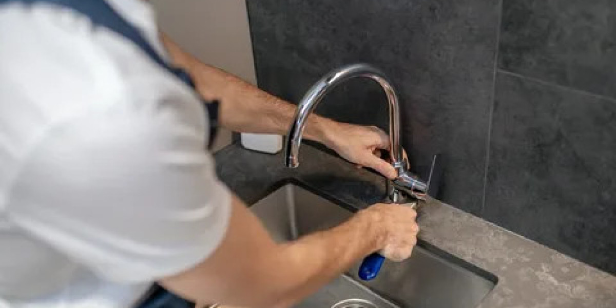 Toronto Faucet Replacement Services: Upgrade Your Kitchen & Bathroom Fixtures