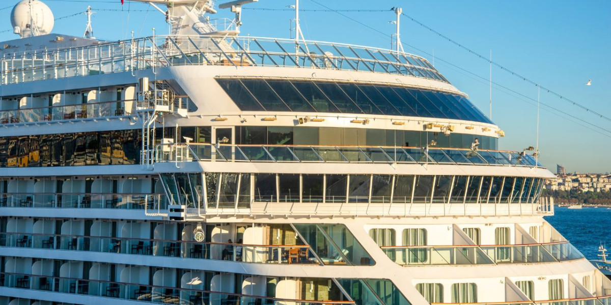 Upgrade Your Vacation with Cruise Chauffeurs Services