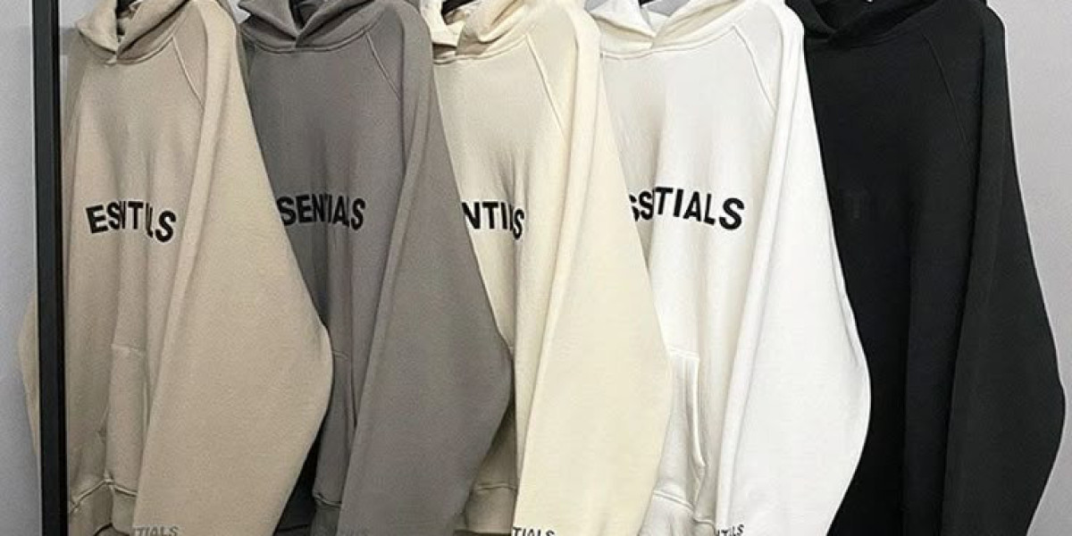 Essential Hoodie for Modern Streetwear Comfort