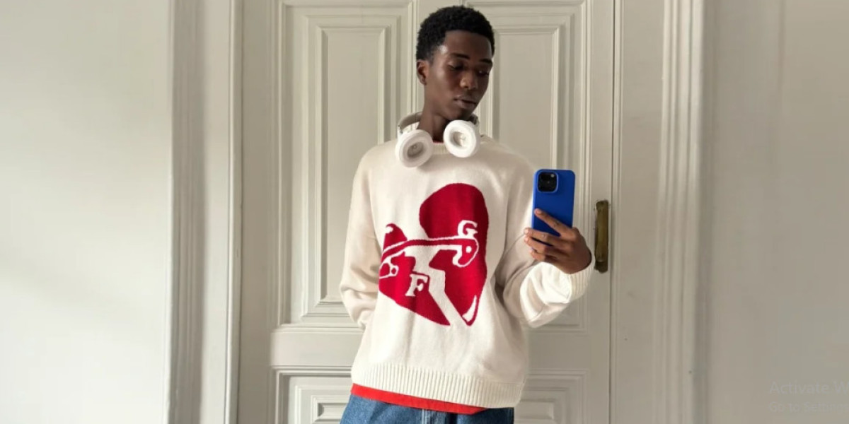 Fake Gods Brand La Nueva Ola del Streetwear Urbano que Está Rompiendo Esquemas