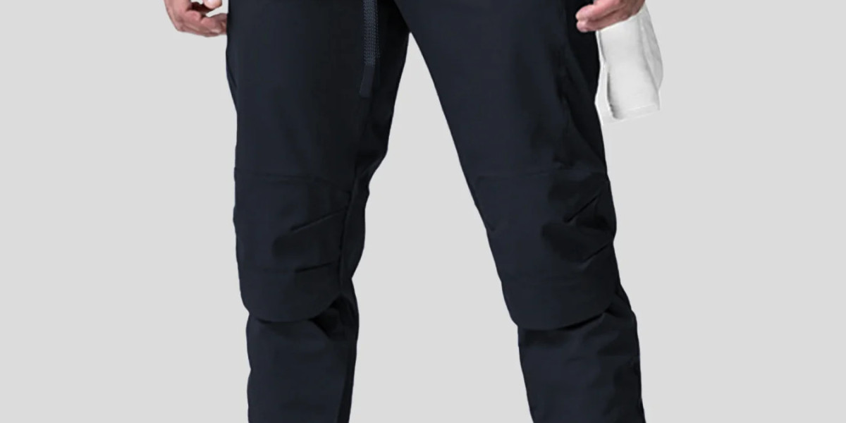 Are Tech Pants Mens the Perfect Blend of Style, Comfort, and Performance?