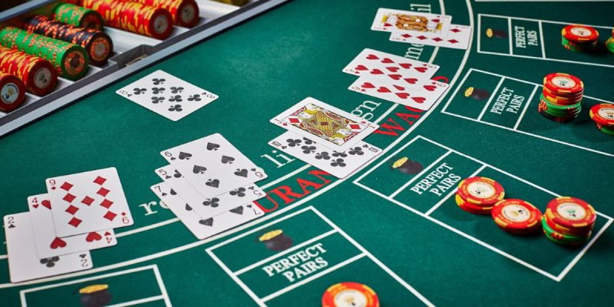NGHỆ THUẬT HỎA MÙ TÂM LÝ – CÁCH GIẤU BÀI Ù KHAN ĐỂ ĐỐI THỦ SẬP BẪY TẠI VEGAS79