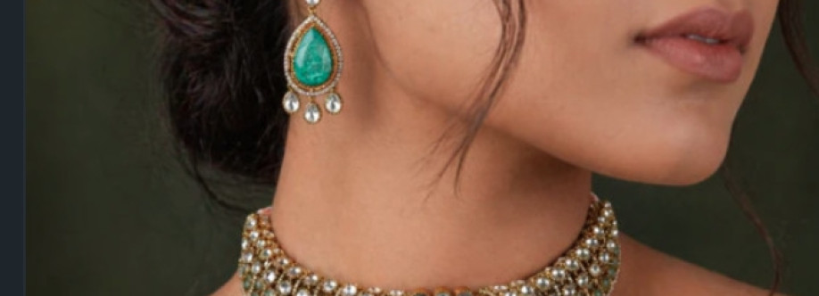 traditionalnecklaceset Cover Image
