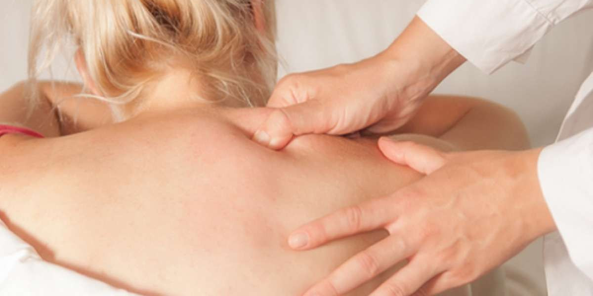 Lymphatic Drainage Vs Traditional Massage: Which One Is Right for Your Body?