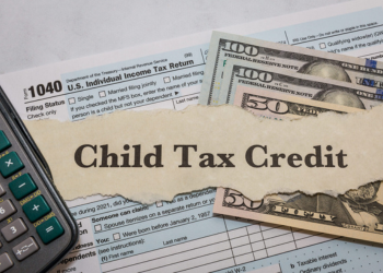 Child Tax Credit 2026: $2,200 Rules, Income Limits & Dates