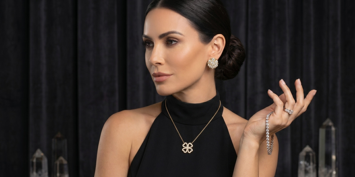 How to Choose the Best Jewelry Store in Houston for Luxury and Value