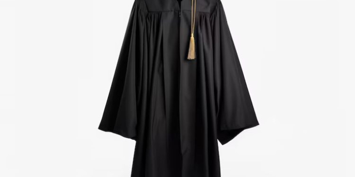 Doctoral Hood vs Master's Hood: Key Differences in Size, Colors, and Meaning