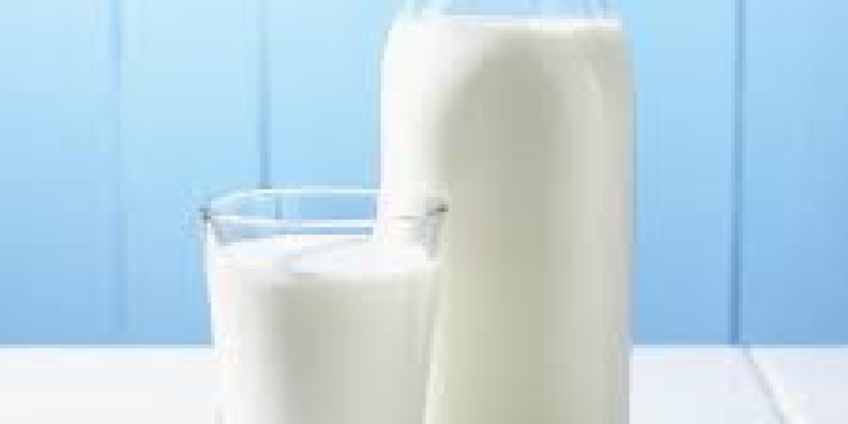 Buy Fresh Cow Milk UAE